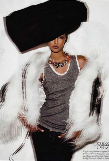 Blackness + Business en 2023 : Selon l'industrie de la mode et les magazines, les modèles black ne font pas vendre...