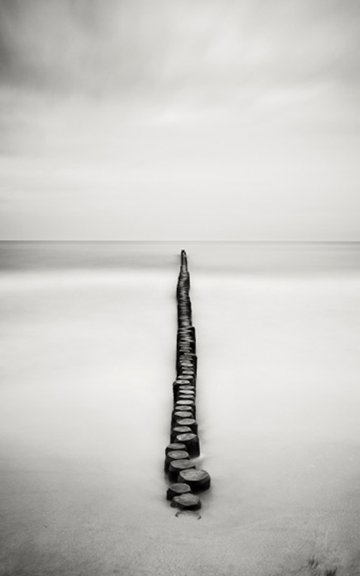 Josef Hoflehner : Mystery and Sensuality of Black & White
