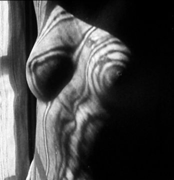 Man Ray, Le Retour à la raison, France 1923_Man Ray - Cinédoc 2010
