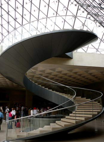 Ieoh Ming Pei/spiral staircase, The Louvre, Paris_VD.