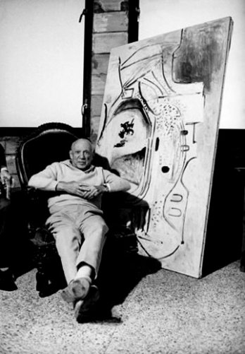 Kurt Wyss_Pablo Picasso is his atelier_France