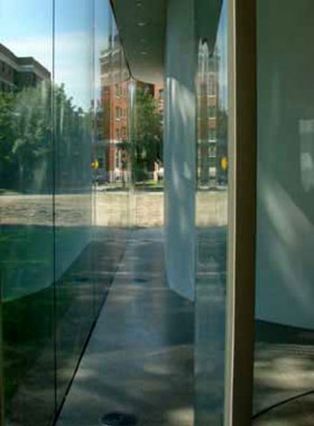 Sanaa_Glass Pavillon_Toldeo Museum of contemporary Art_Ohio_USA