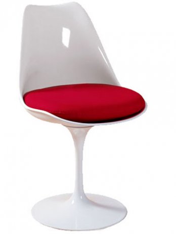 Eero Saarinen_Chaise Tulipe_Helsinki_Finlande