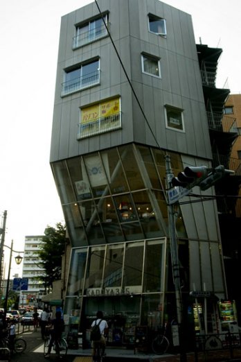 Momoyo Kaijima + Yoshiharu Tsukamoto_Atelier Bow-Wow