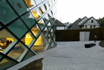 Herzog & De Meuron_Prada building_Tokyo