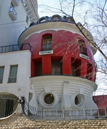 Fabergé-Egg House_S. Tkachenko, E. Skatchkova