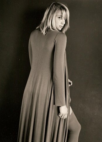 Sophie YOUNG_G=9.8 Dressing Gown