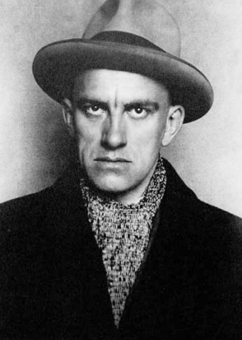 Alexander Rodchenko_Vladimir Mayakovsky, 1924