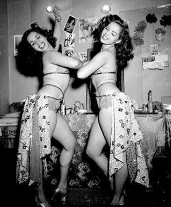 Les Dolly Sisters - Nacho Lopez