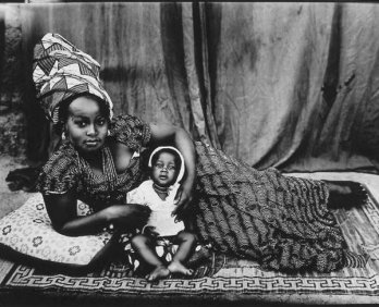 Seydou Keita, 1952-1955_Bamako, Mali_C.A.A.A.C_Pigozzi Collection_Geneva