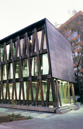 Alberto Mozó_BIP Computers Building_ Christopher Palma