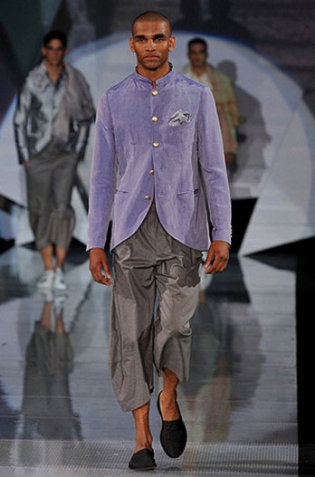 Giorgio Armani_P/E 2009