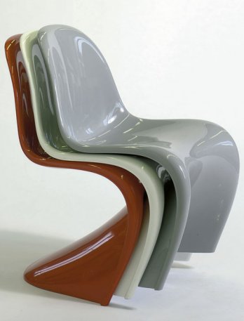 Stacking chairs by Verner Panton, 1968_Vitra_Design Museum Gent