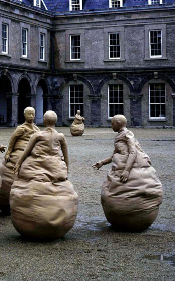 Juan Muñoz_Conversation