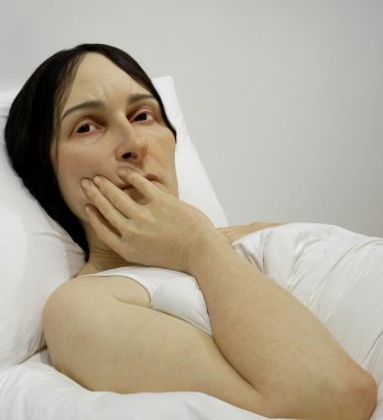 Ron Mueck_In Bed_Au lit, 2005