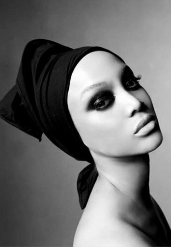 Vogue Italia_Tyra Banks by Steven Meisel