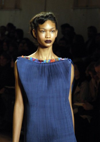 Issey Miyake by Naoki Takizawa - prt--porter 2007 - Paris - P. OReilly