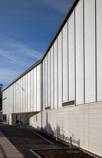 Dorte Mandrup + Cebra_Youth Recreation & Culture Center /Adam Mørk