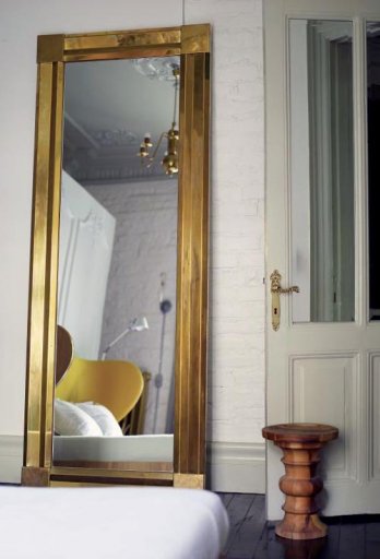 Seyhan Özdemir and Sefer Çağla_Ayazpasa Apartment in Istanbul_Richard Powers