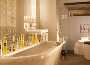 DETOX HOTEL/SPA