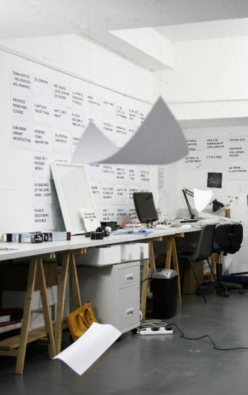 The Space of Words/Gander_Felix Provides a Stage Again