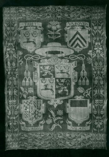 Connections/Napkin of Antonius Triest, bishop of Ghent_Linen Damask_Kortrijik, 1622-1657