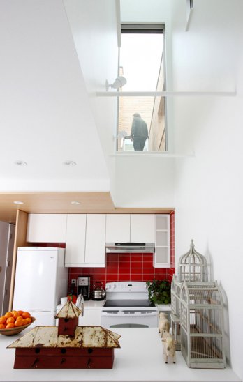40_R Laneway House by Superkül Inc/Kitchen