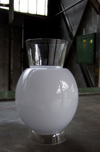 Alexis Georgacopoulos, vase-urne funéraire, 2007-2008, verre soufflé_Glassworks