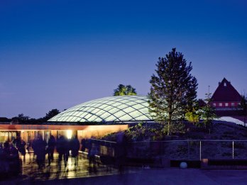 Elephant House, Copenhagen ZOO, Denmark, 2002-2008. _Nigel Youg-Foster+Partners