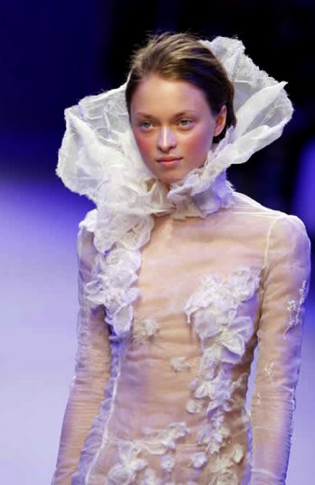 Christophe Josse_F-W 2009-10_afp