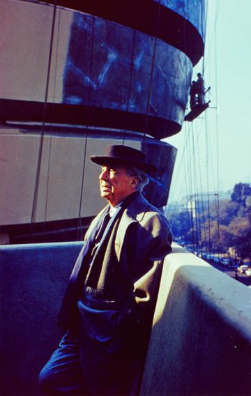 Frank Lloyd Wright : From Within Outward