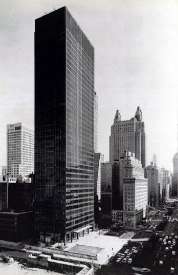 Ezra Stoller/Seagram Building by Mies van der Rohe & Philip Johnson_Ezra Stoller, New York 1954-58